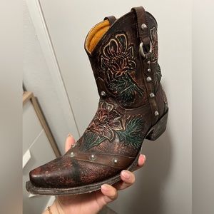 Jazmin Old Gringo Short Bootie